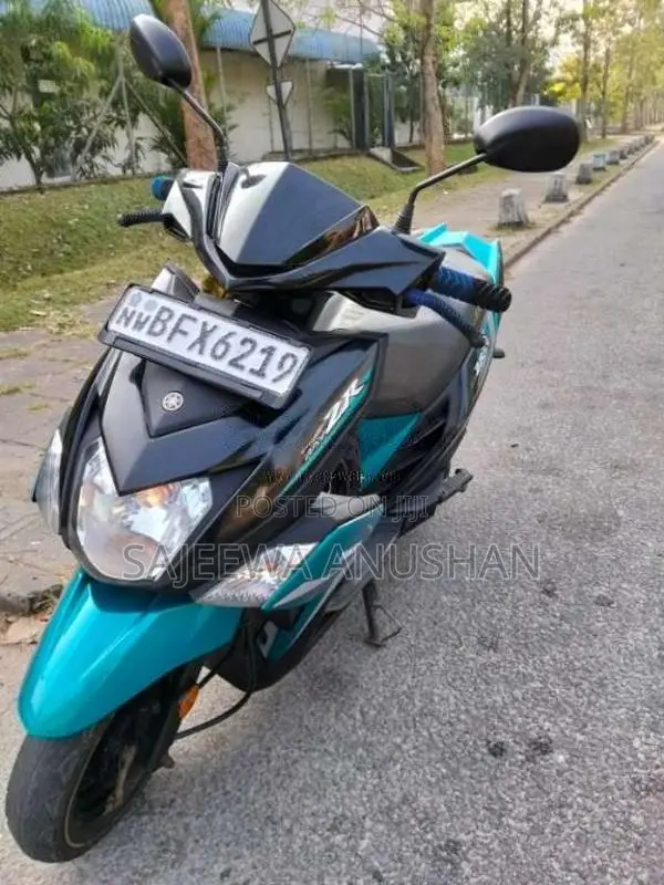 Yamaha ZR 2017 Motorbike (Used)