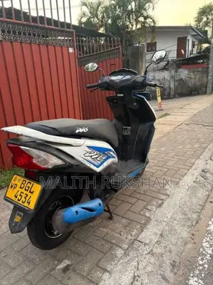 Honda Dio 2018 Motorbike (Used)