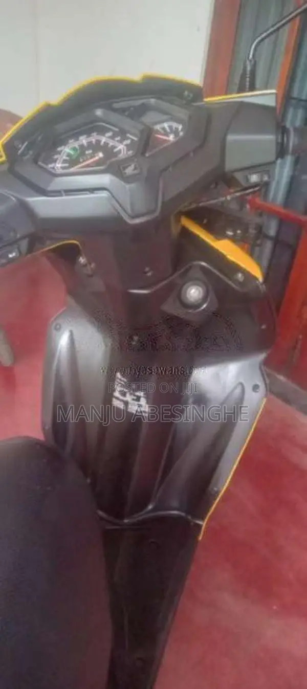 Honda Dio 2018 Motorbike (Used)