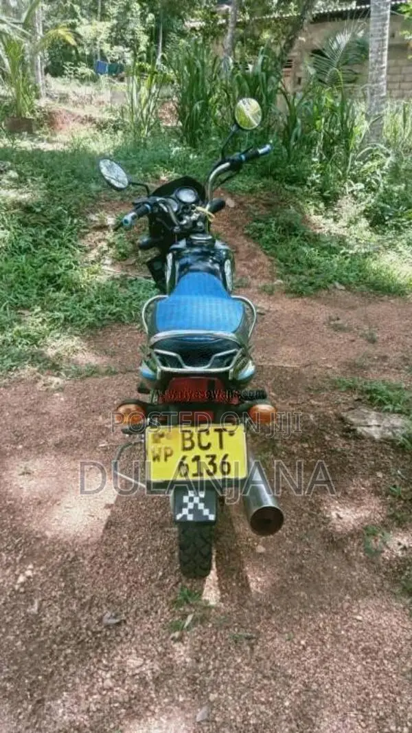 Bajaj CT-100 2015 Motorbike (Used)
