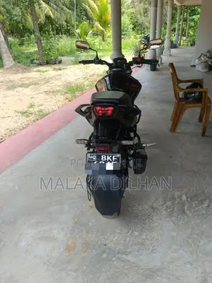 Hero Hunk 160 2025 Motorbike (Used)