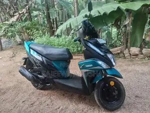Yamaha ZR 2017 Motorbike (Used)