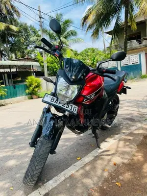 Yamaha FZ 2013 Motorbike (Used)