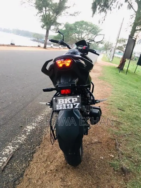 Hero Hunk 2025 Motorbike Unregistered (Recondition)