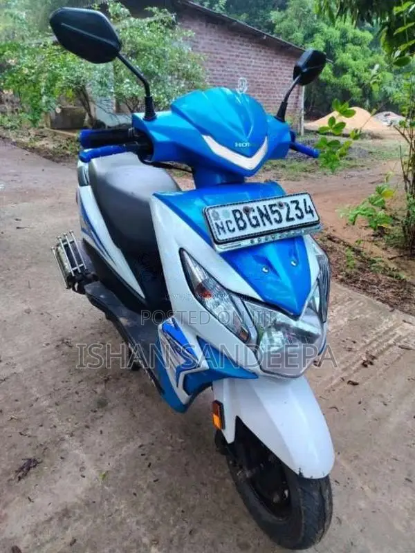 Honda Dio 2018 Motorbike (Used)