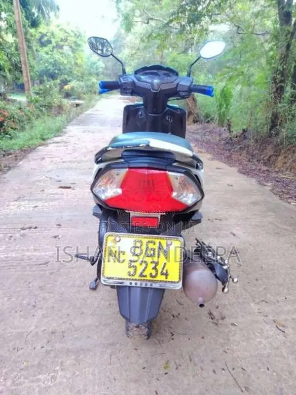 Honda Dio 2018 Motorbike (Used)