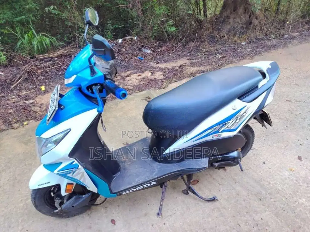 Honda Dio 2018 Motorbike (Used)