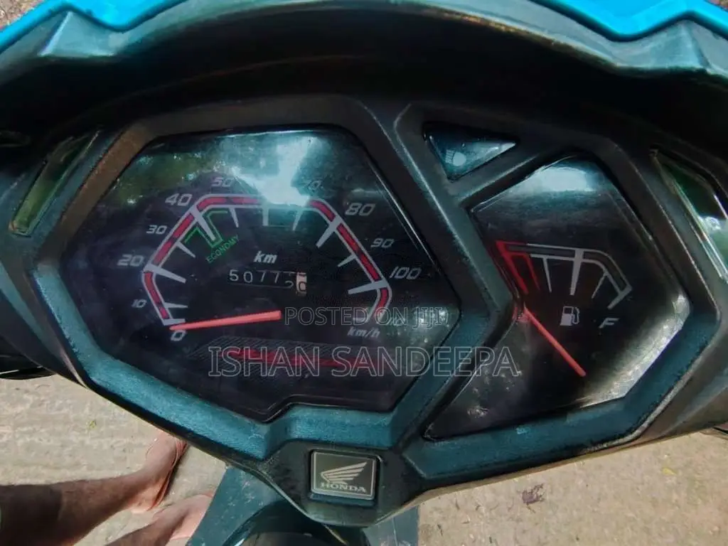 Honda Dio 2018 Motorbike (Used)