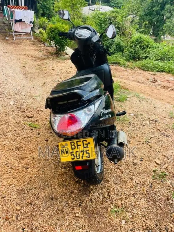 Hero Pleasure 2017 Motorbike (Used)