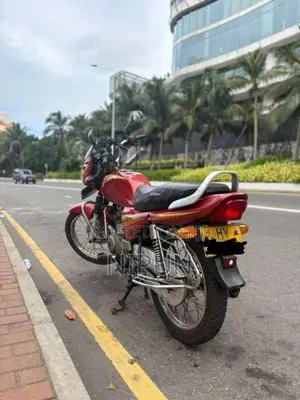 Bajaj Caliber 2003 Motorbike (Used)