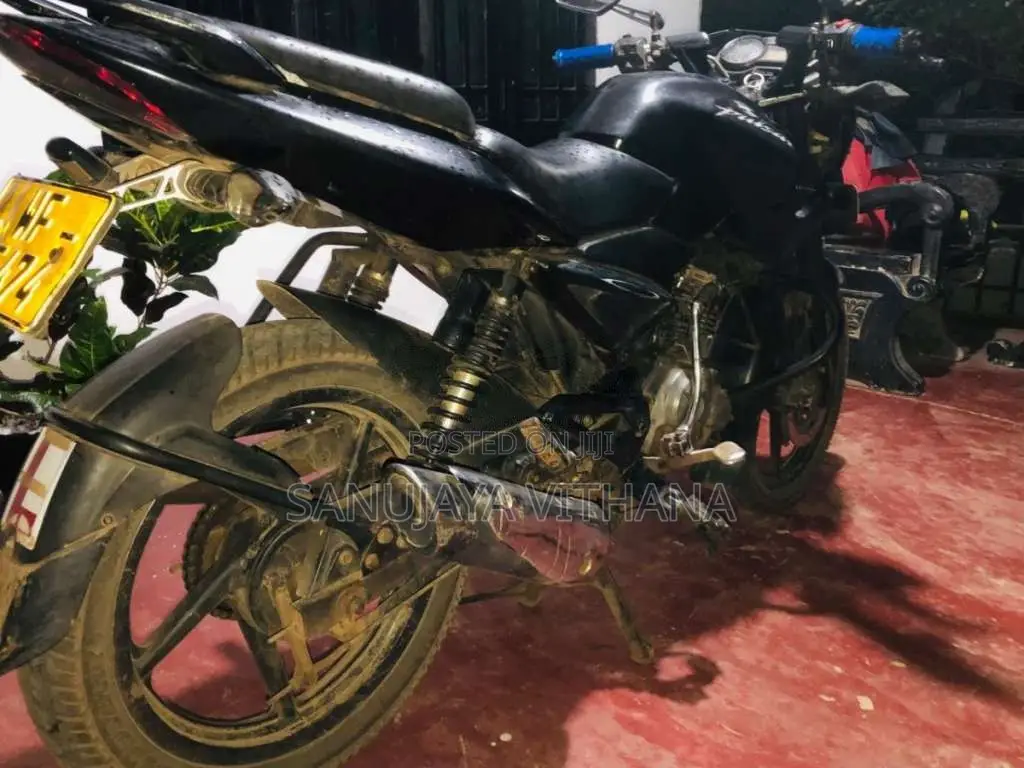 Bajaj Pulsar 2010 Motorbike (Used)