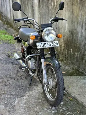 Bajaj Boxer 2008 Motorbike (Used)