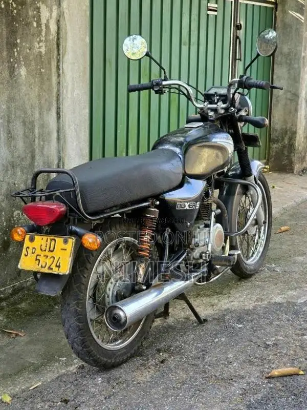 Bajaj Boxer 2008 Motorbike (Used)