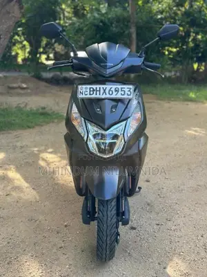 Honda Dio DX 2019 Motorbike (Used)