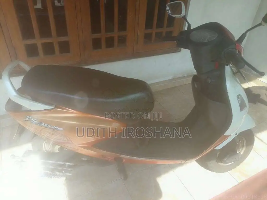 Hero Pleasure 2011 Motorbike (Used)