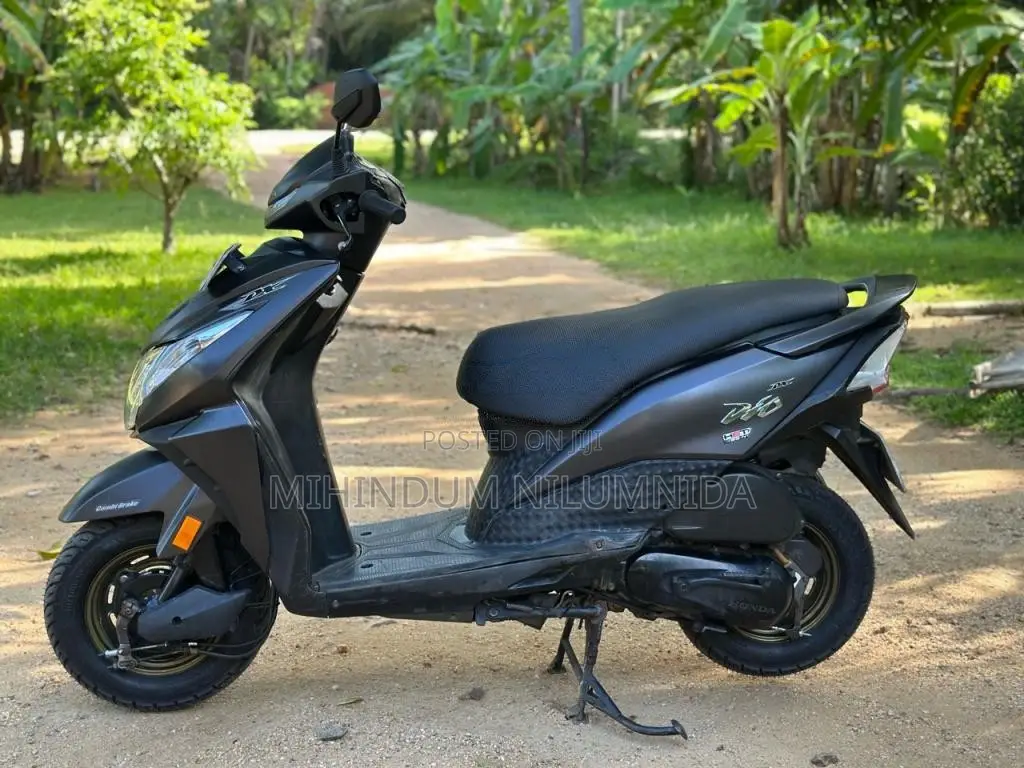 Honda Dio DX 2019 Motorbike (Used)