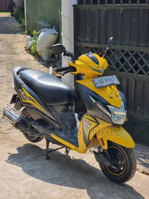 Honda Dio 2017 Motorbike (Used)