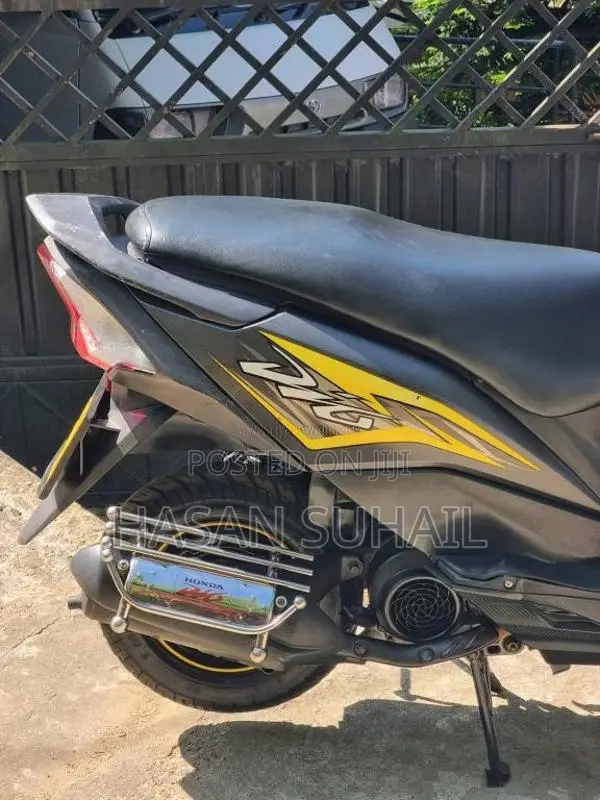 Honda Dio 2017 Motorbike (Used)