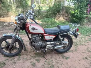 Honda CM Custom 2005 Motorbike (Used)