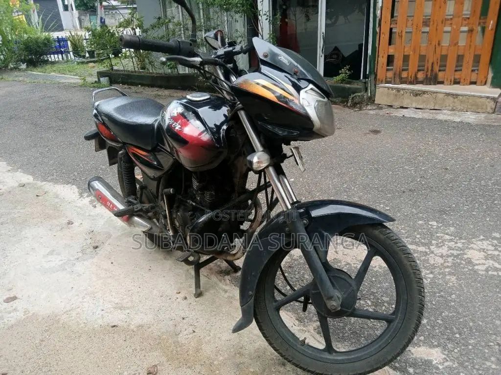 Bajaj DISCOVER 125 2011 Motorbike (Used)