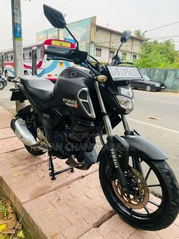 Yamaha FZ- Version 3.0 2019 Motorbike (Used)
