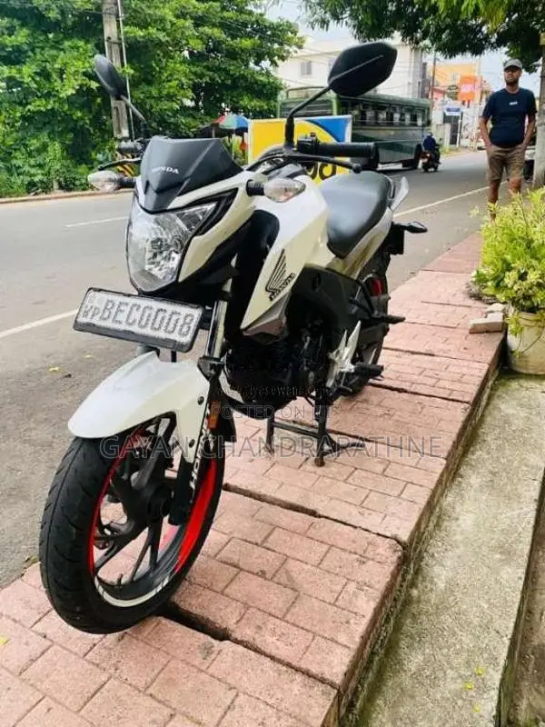Honda Hornet 2016 Motorbike (Used)