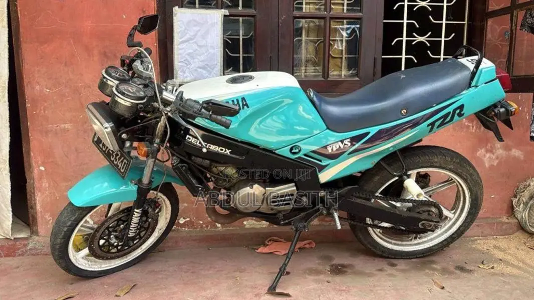 Yamaha TZR 1996 Motorbike (Used)
