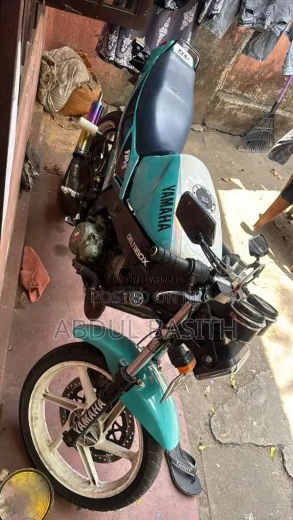 Yamaha TZR 1996 Motorbike (Used)