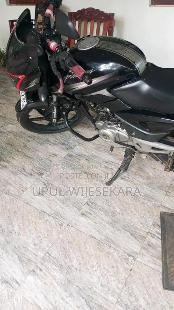 Bajaj Pulsar 2017 Motorbike (Used)