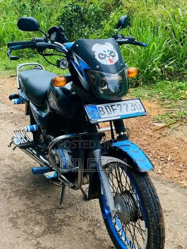 Bajaj CT-100 2015 Motorbike (Used)
