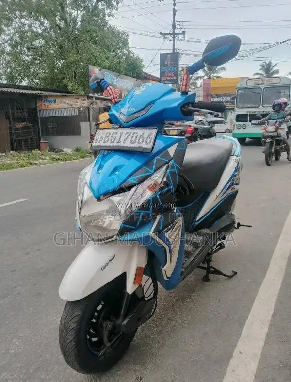 Honda Dio 2018 Motorbike (Used)