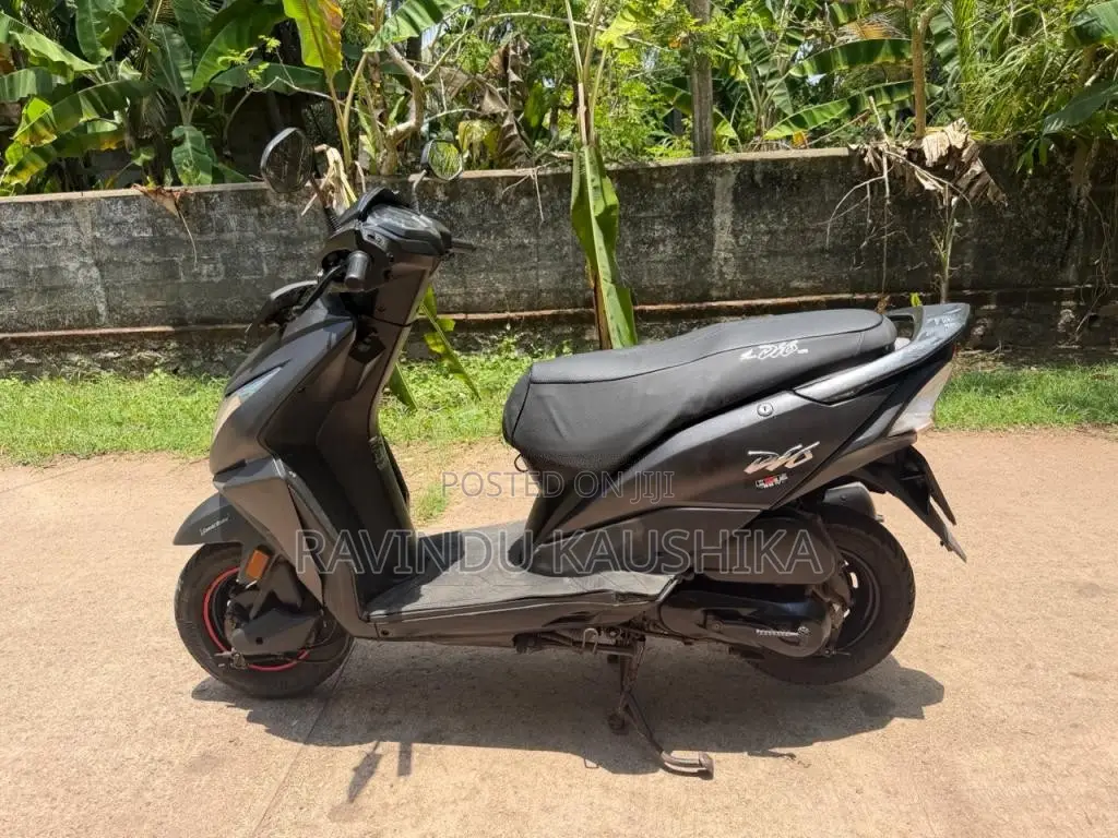 Honda Dio 2018 Motorbike (Used)