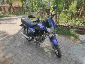 Bajaj Caliber 2003 Motorbike (Used)