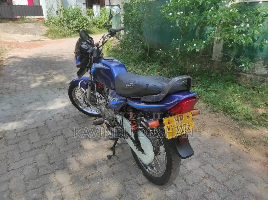 Bajaj Caliber 2003 Motorbike (Used)