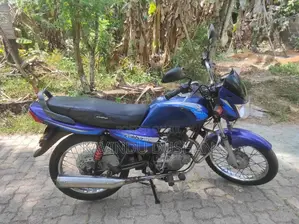 Bajaj Caliber 2003 Motorbike (Used)