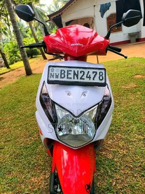 Honda Dio 2016 Motorbike (Used)