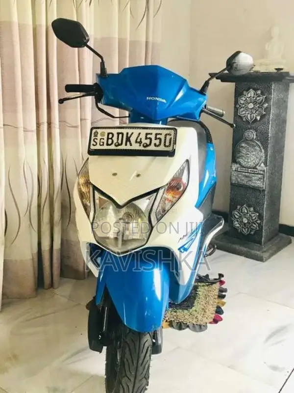 Honda Dio 2016 Motorbike (Used)