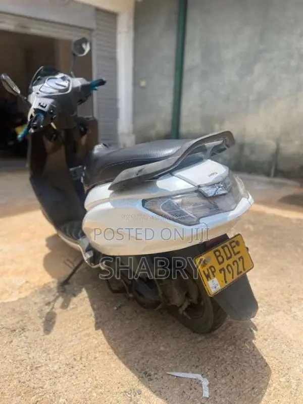 Hero Dash 2016 Motorbike (Used)