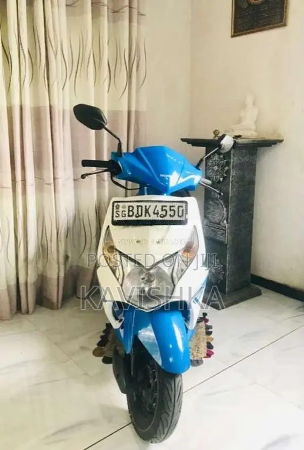 Honda Dio 2016 Motorbike (Used)