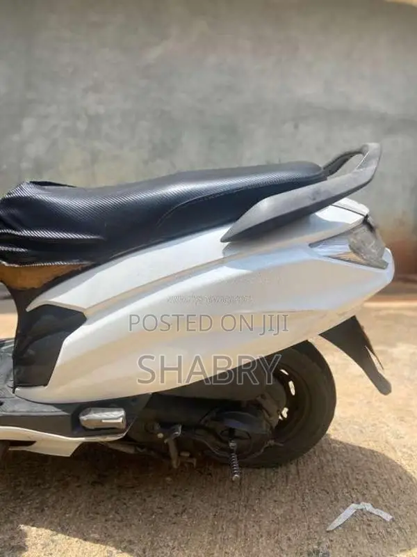Hero Dash 2016 Motorbike (Used)