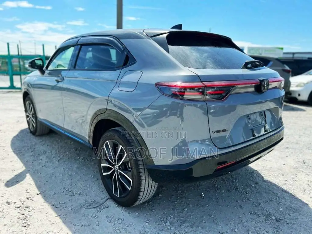 Honda Vezel Z Play 2024 SUV Brand New
