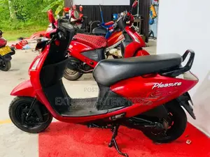 Hero Pleasure 2012 Motorbike (Used)