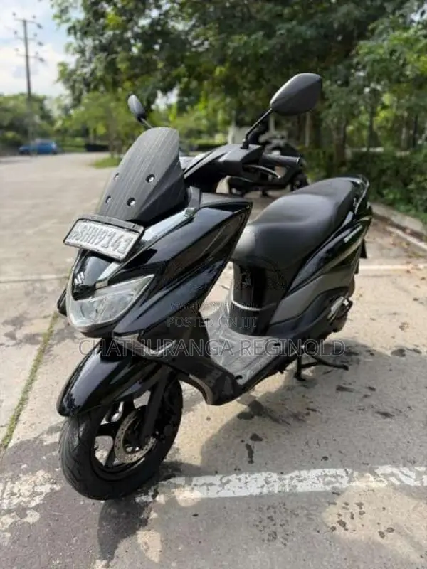 Suzuki Burgman 2018 Motorbike (Used)