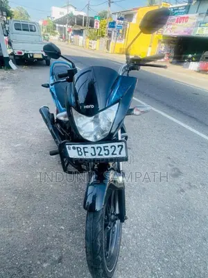 Hero Glamour 2017 Motorbike (Used)