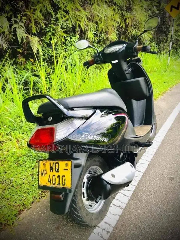 Hero Pleasure 2011 Motorbike (Used)