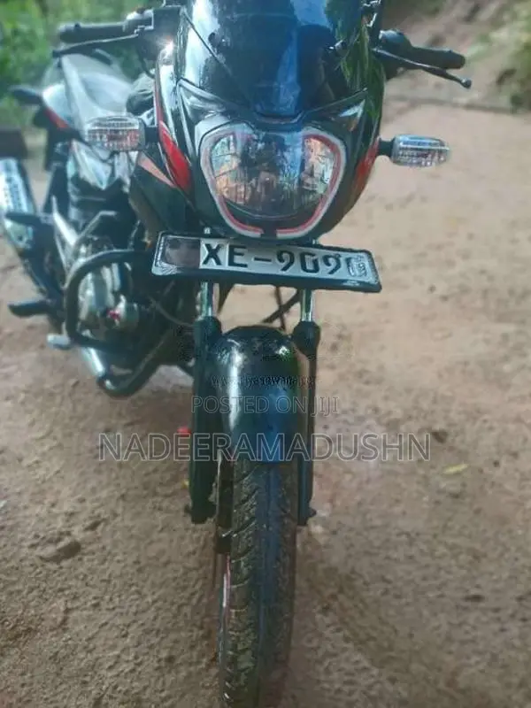 Bajaj Pulsar 2011 Motorbike (Used)