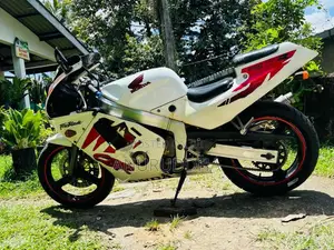 Honda CBR 2010 Motorbike (Used)