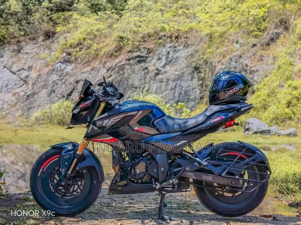 Bajaj Pulsar 2025 Motorbike (Used)
