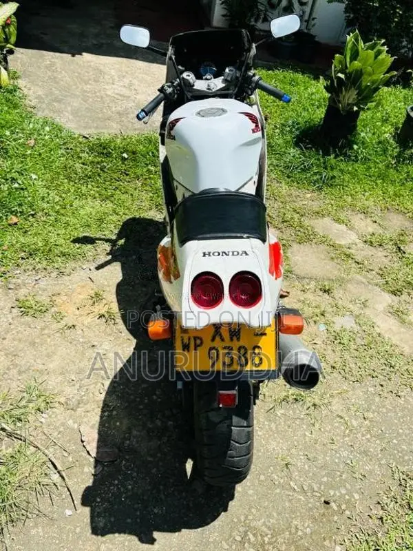 Honda CBR 2010 Motorbike (Used)