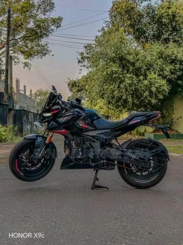 Bajaj Pulsar 2025 Motorbike (Used)